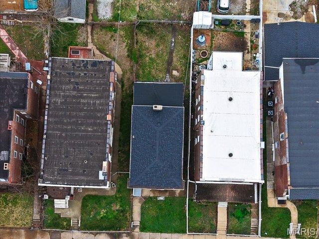 6730 Vermont Avenue, St Louis, MO 63111