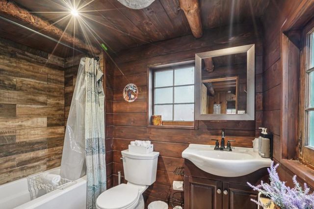 25750 Alderwood, Idyllwild, CA 92549