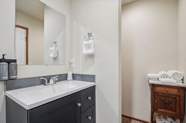 25750 Alderwood, Idyllwild, CA 92549