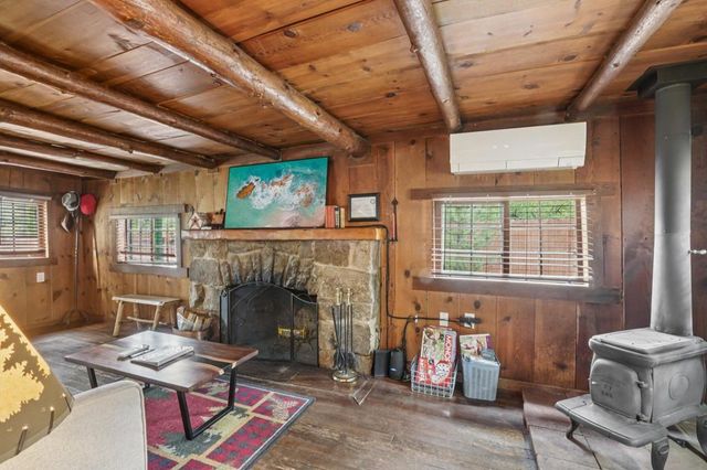 25750 Alderwood, Idyllwild, CA 92549