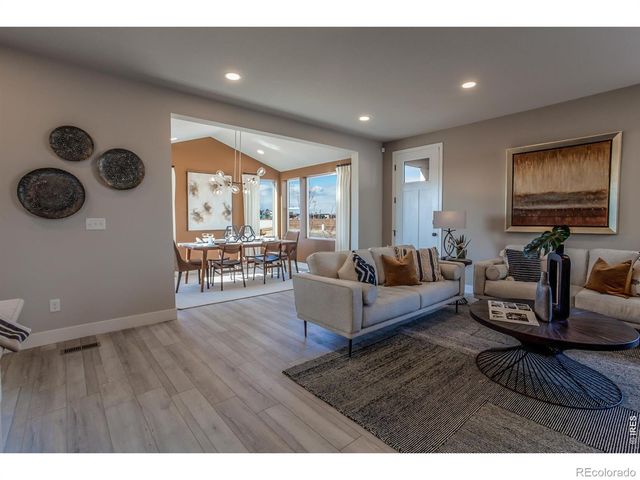 6111 Dutch Drive, Timnath, CO 80547