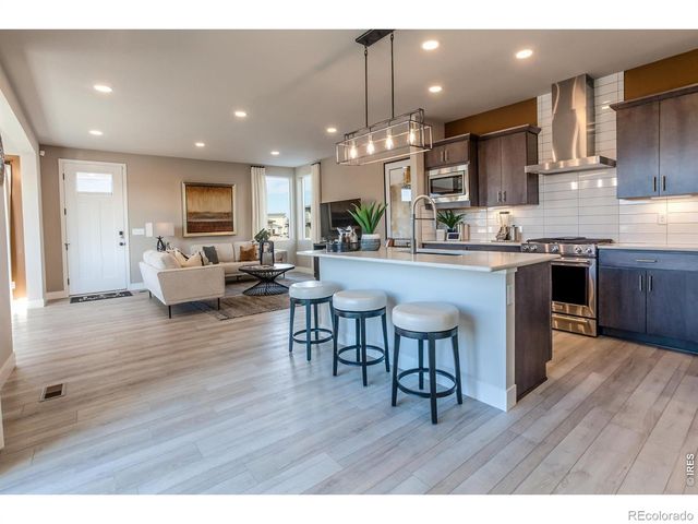 6111 Dutch Drive, Timnath, CO 80547