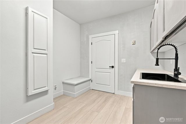 31728 SE Issaquah Fall City Road, Fall City, WA 98024