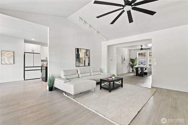 31728 SE Issaquah Fall City Road, Fall City, WA 98024