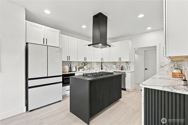 31728 SE Issaquah Fall City Road, Fall City, WA 98024
