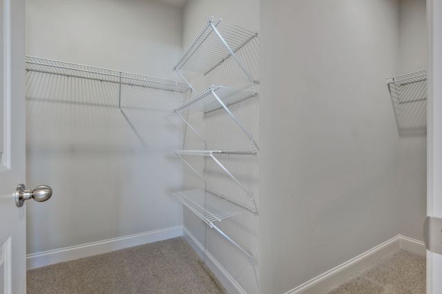 3044 Mallard Dr, Lebanon, TN 37090