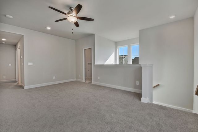 3044 Mallard Dr, Lebanon, TN 37090