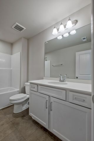 3044 Mallard Dr, Lebanon, TN 37090