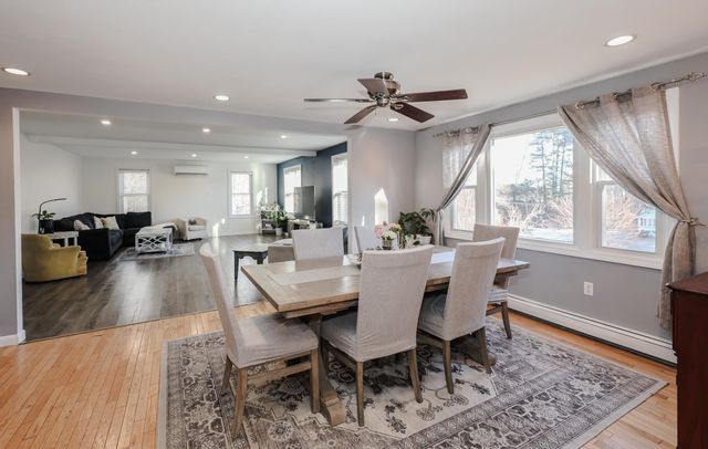 4 Ash Street, Londonderry, NH 03053