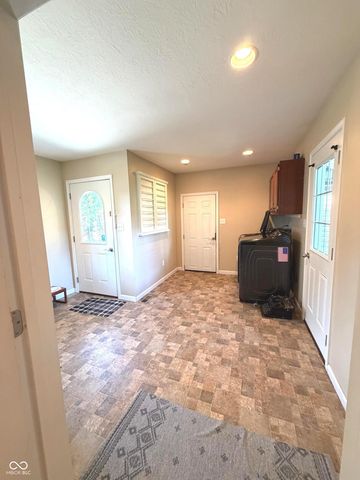 207 N Market Street, Rockville, IN 47872