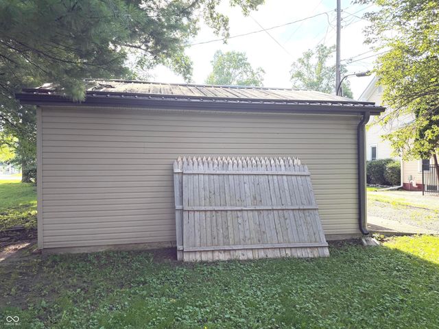 207 N Market Street, Rockville, IN 47872