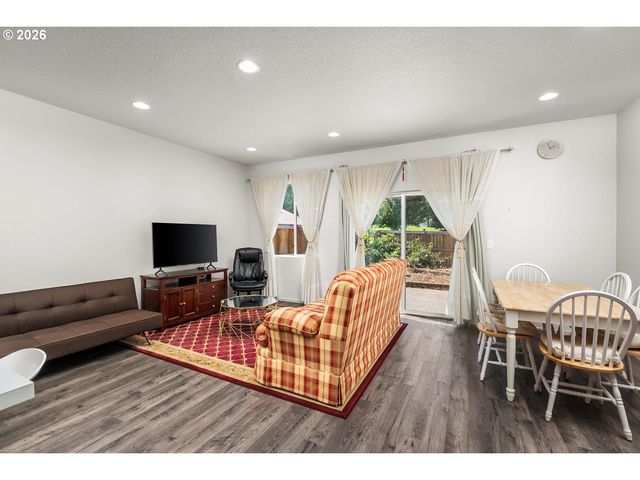 1952 Ne 117TH Ct, Vancouver, WA 98684