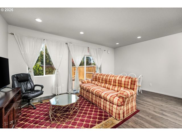 1952 Ne 117TH Ct, Vancouver, WA 98684