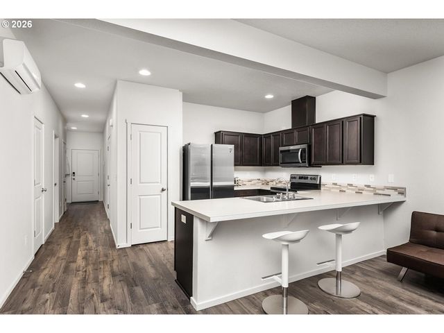 1952 Ne 117TH Ct, Vancouver, WA 98684