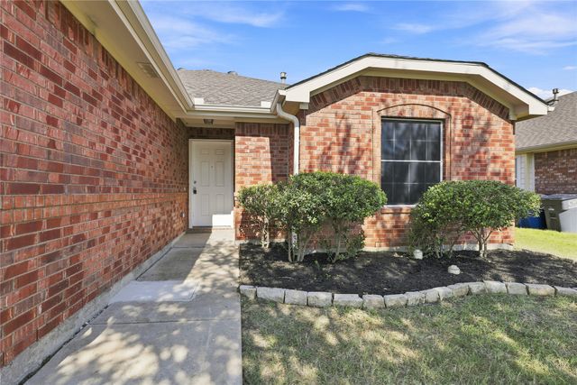 2713 Dawn Spring Drive, Little Elm, TX 75068