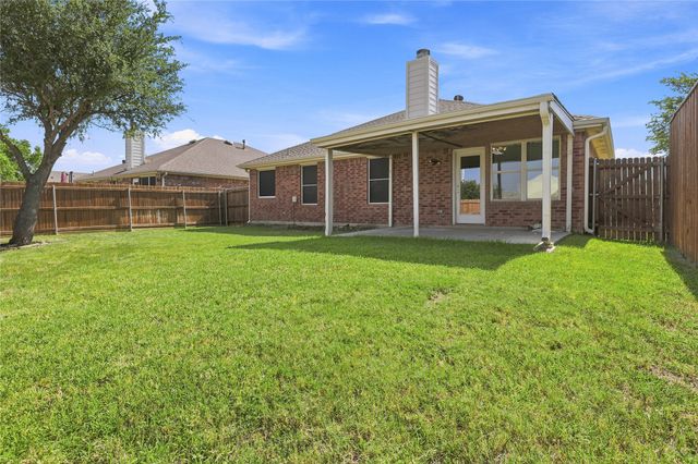 2713 Dawn Spring Drive, Little Elm, TX 75068