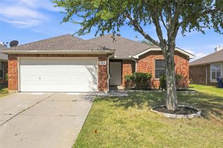 2713 Dawn Spring Drive, Little Elm, TX 75068