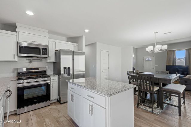 13845 Paseo Central Avenue, Horizon City, TX 79928
