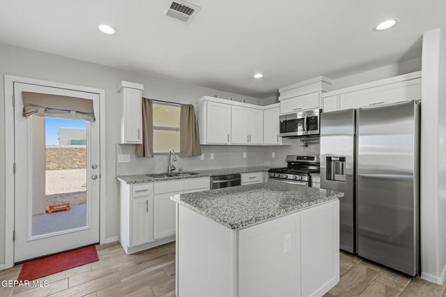 13845 Paseo Central Avenue, Horizon City, TX 79928