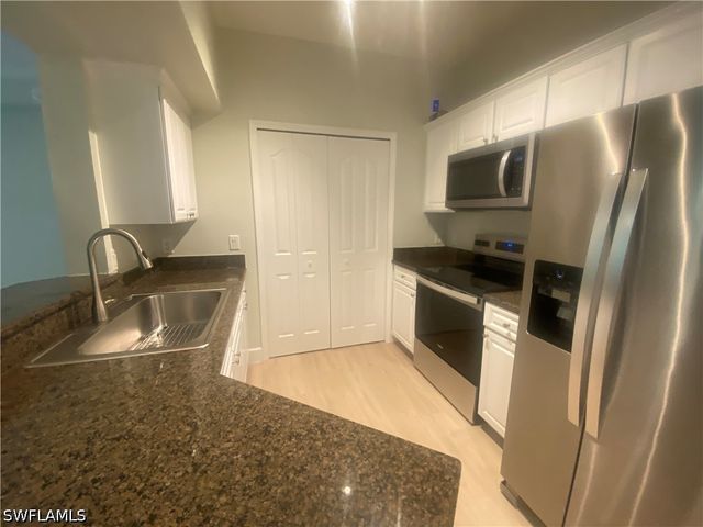 12965 Positano CIR 104, Naples, FL 34105