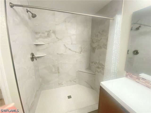 12965 Positano CIR 104, Naples, FL 34105