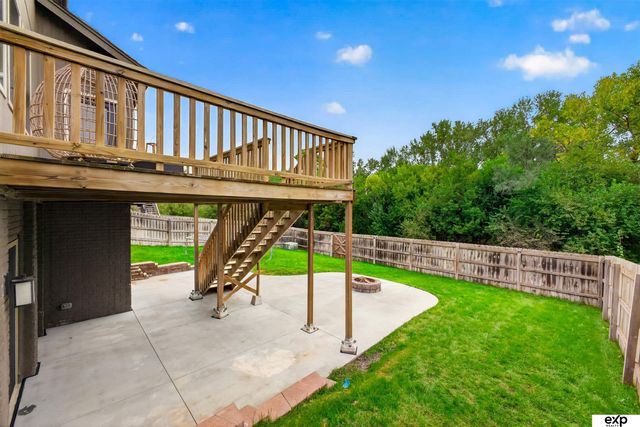 8123 S 190th Avenue, Omaha, NE 68136