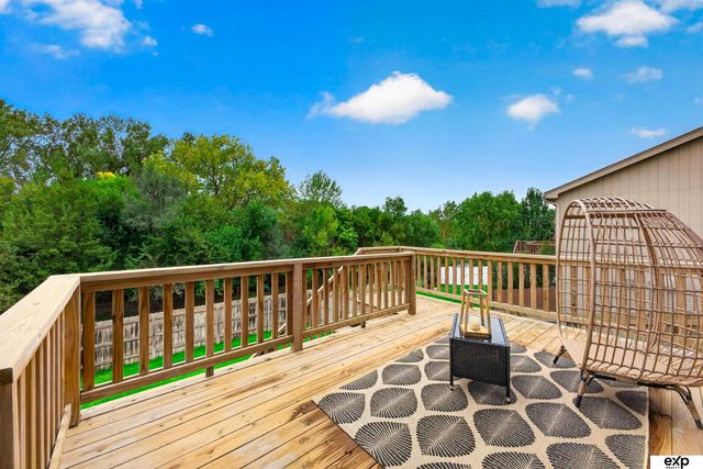8123 S 190th Avenue, Omaha, NE 68136