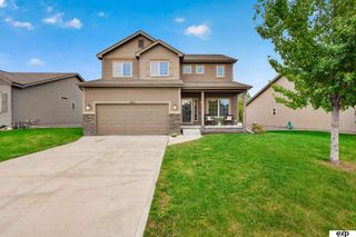 8123 S 190th Avenue, Omaha, NE 68136