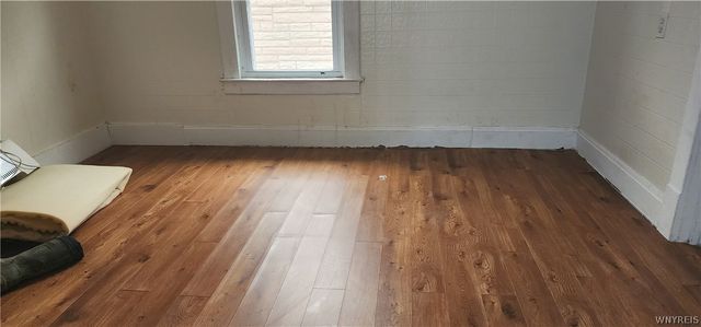 1806 Ferry Avenue, Niagara Falls, NY 14301