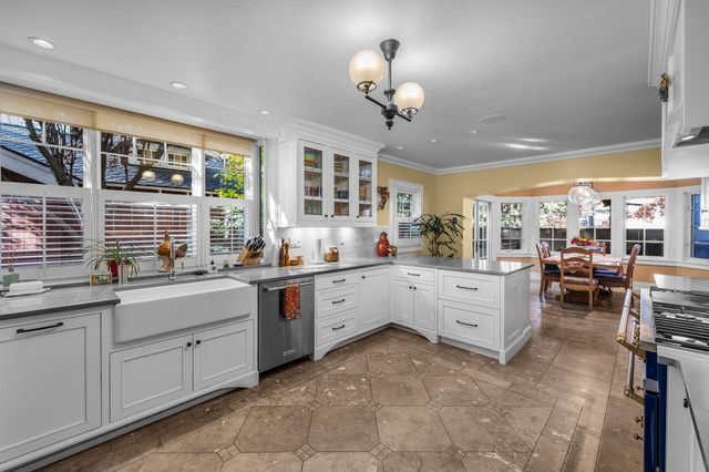 107 NW Drake Road, Bend, OR 97703