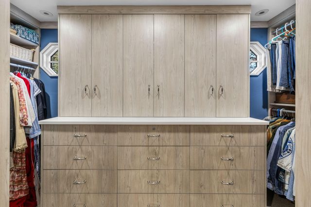 107 NW Drake Road, Bend, OR 97703