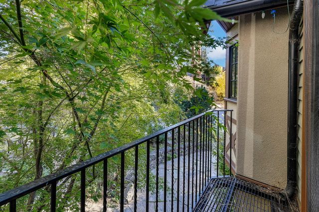 107 NW Drake Road, Bend, OR 97703