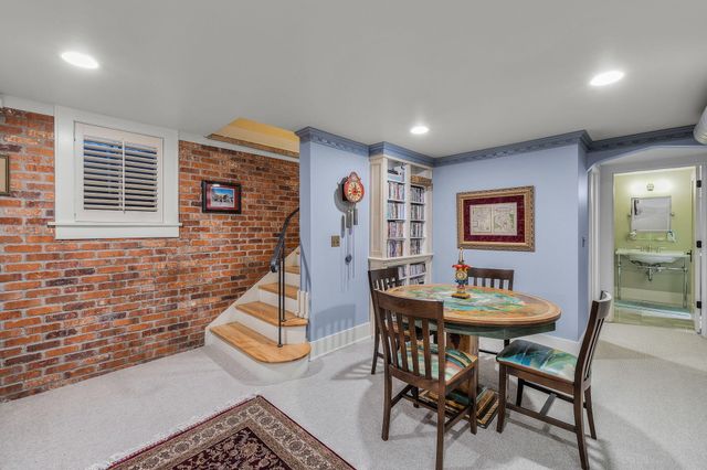 107 NW Drake Road, Bend, OR 97703