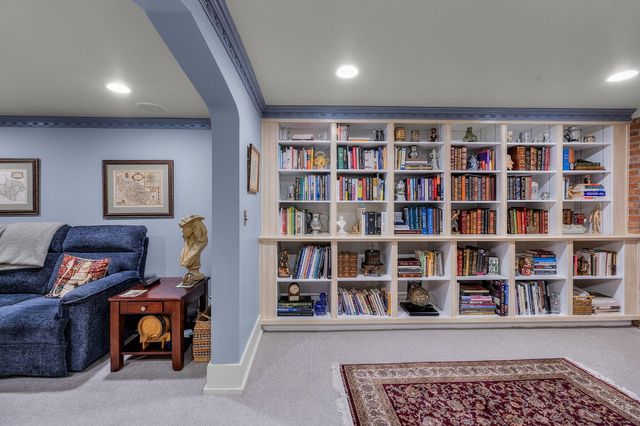 107 NW Drake Road, Bend, OR 97703