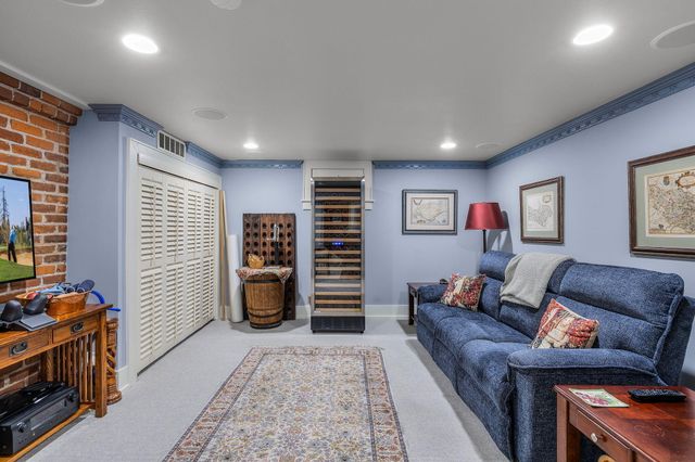 107 NW Drake Road, Bend, OR 97703