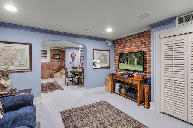 107 NW Drake Road, Bend, OR 97703