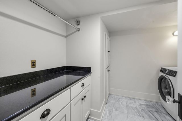 107 NW Drake Road, Bend, OR 97703