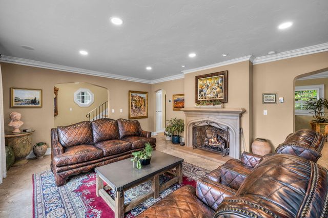 107 NW Drake Road, Bend, OR 97703