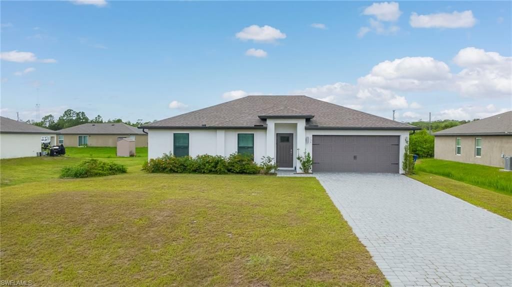 150 Blackstone DR, FORT MYERS, FL 33913 — exterior