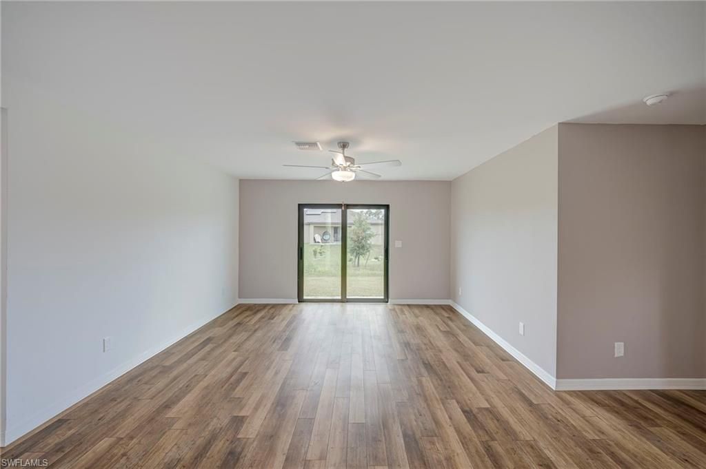 150 Blackstone DR, FORT MYERS, FL 33913 — photo 3