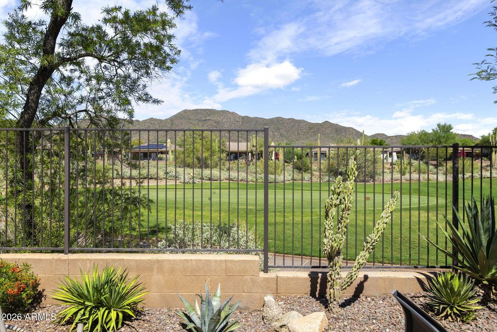 2330 W MUIRFIELD Drive, Anthem, AZ 85086 — photo 3