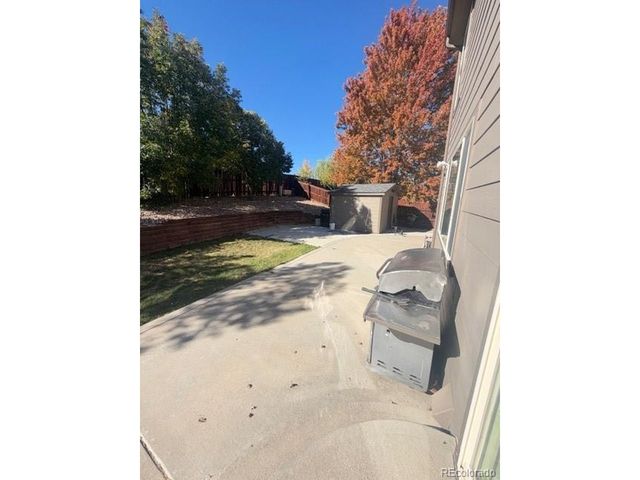9759 Ogden Ct, Thornton, CO 80229