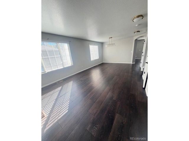 9759 Ogden Ct, Thornton, CO 80229