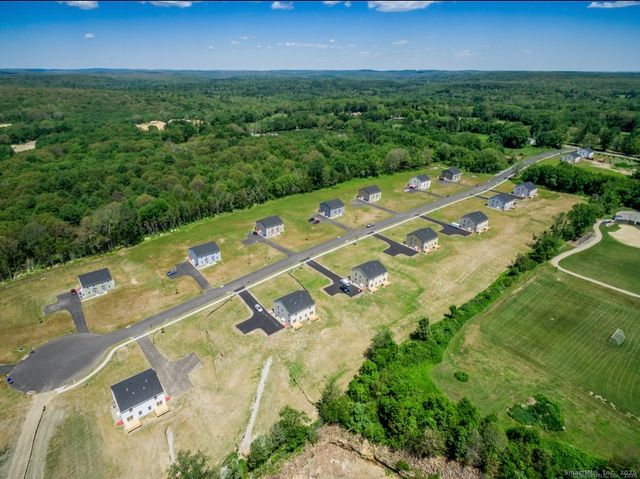 13 Nature Avenue A, Colchester, CT 06415