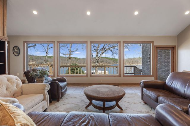 58990 E 332 Road, Jay, OK 74346