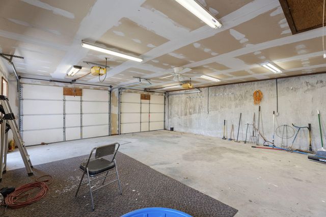 58990 E 332 Road, Jay, OK 74346