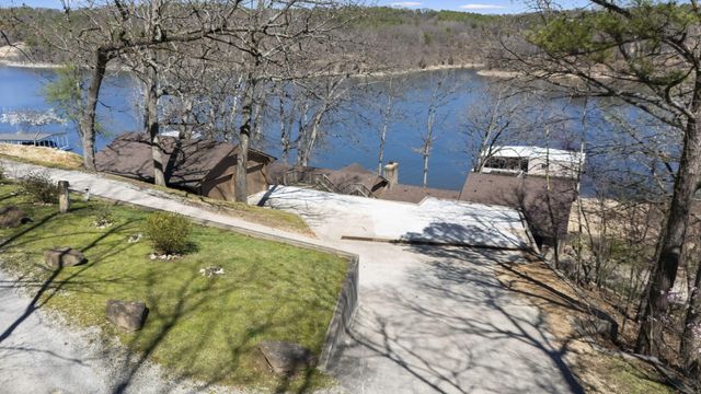 58990 E 332 Road, Jay, OK 74346