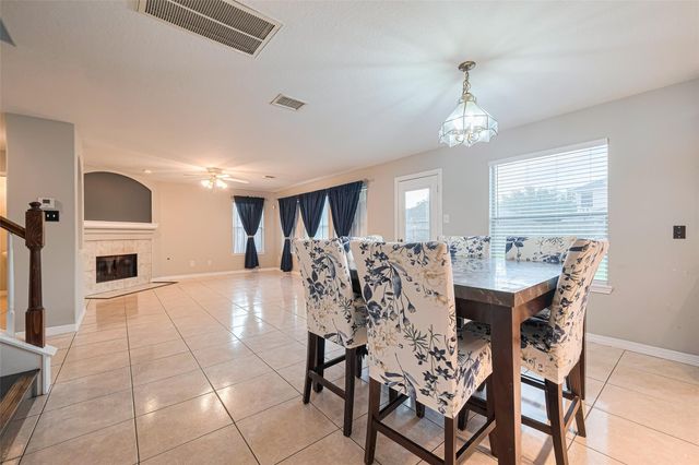 1822 Karsen Drive, Houston, TX 77049