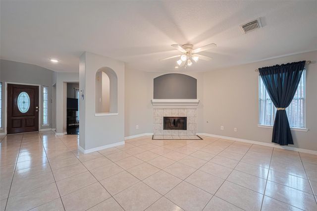 1822 Karsen Drive, Houston, TX 77049