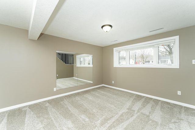 164 36th Avenue NW, Rochester, MN 55901